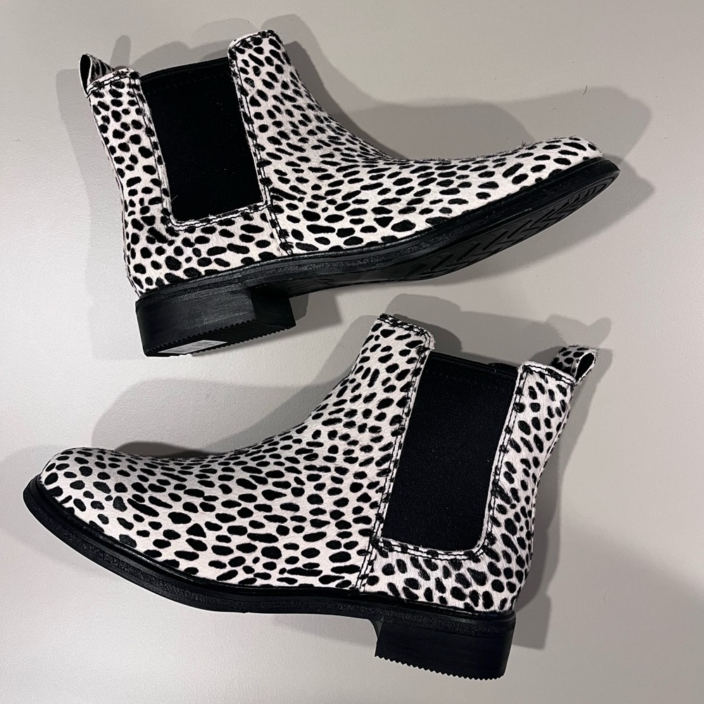 Brand New Clark’s Clarkdale Arlo Dalmatian Chelsea boots